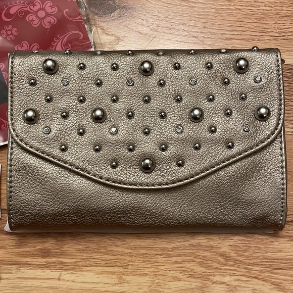 NIP Grace Adele Britt Clutch in Metallic (Champagne) - Picture 2 of 5